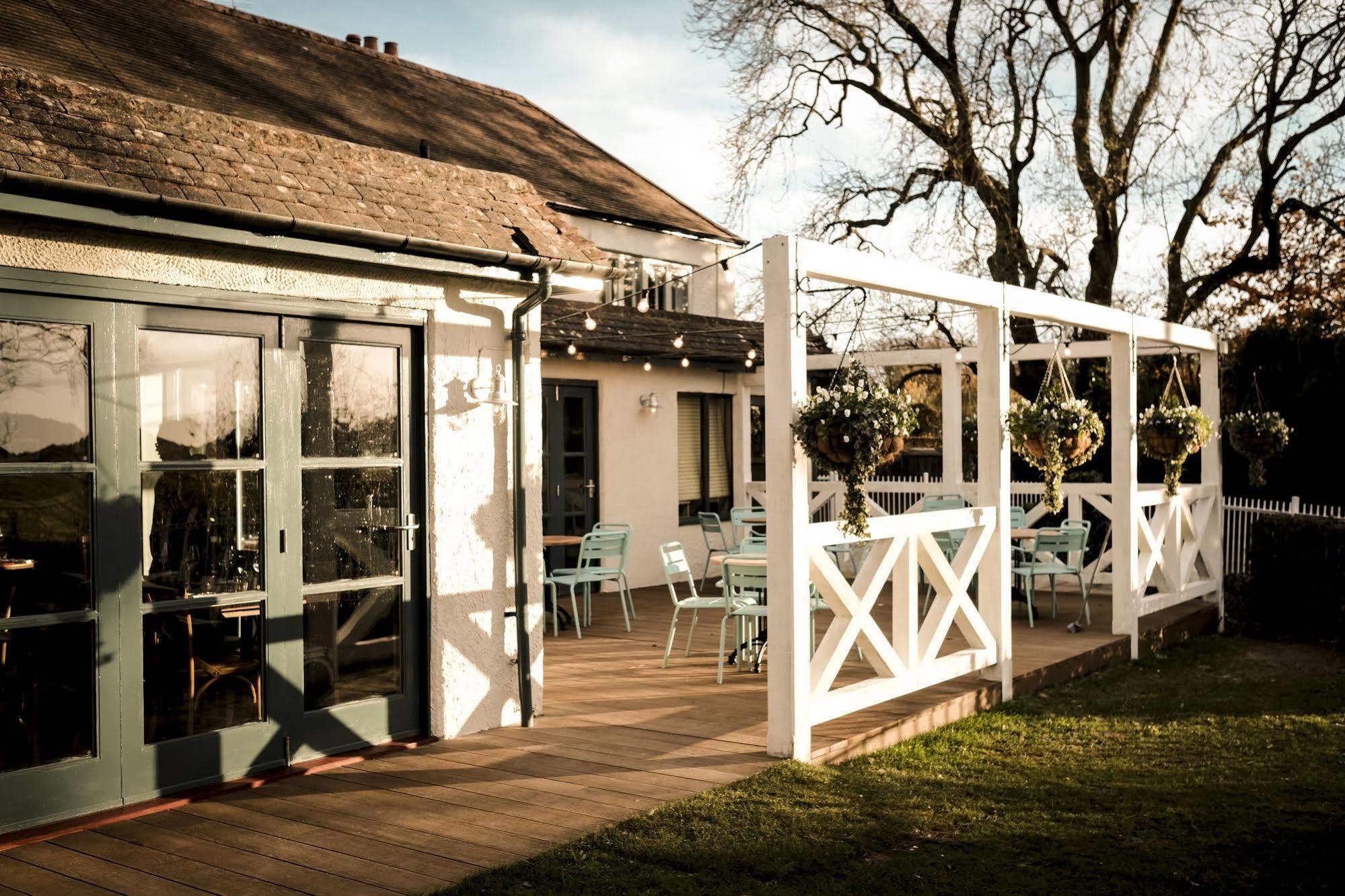 Fisherman'S Haunt Hotel Christchurch  Extérieur photo
