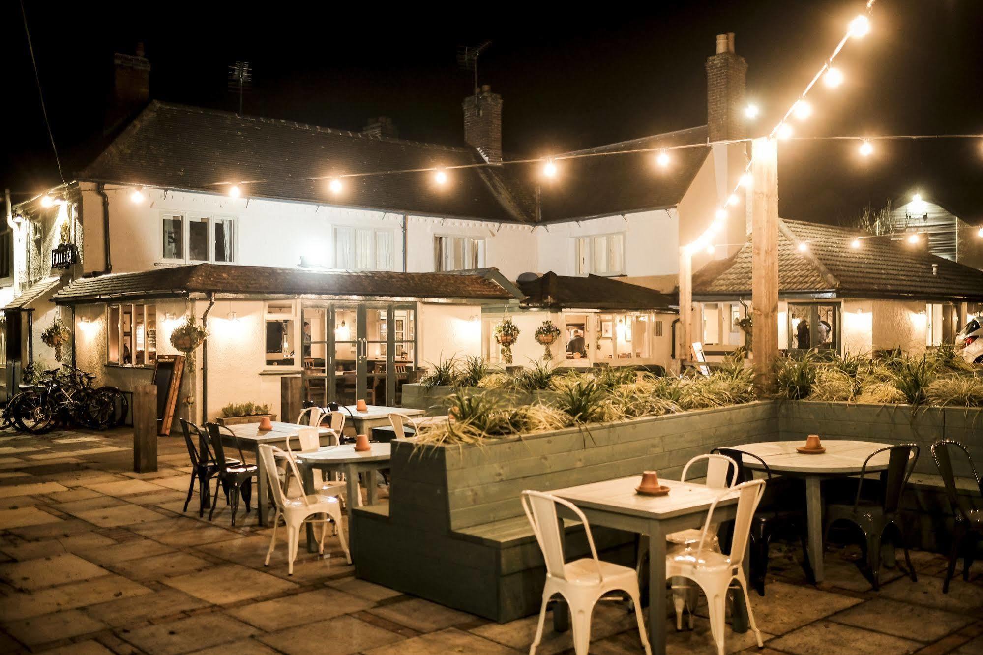 Fisherman'S Haunt Hotel Christchurch  Extérieur photo